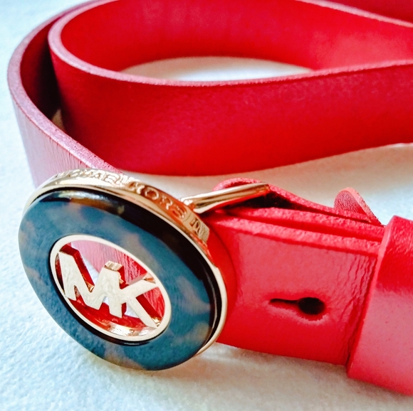 Michael Kors Belt in Red Leather *Large* w/GIFT - Picture 3 of 10